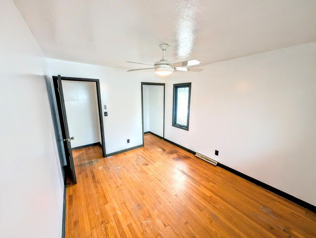 3246 E Berkeley Street, Springfield, MO 65804