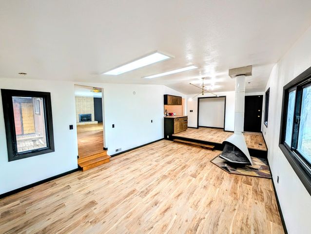 3246 E Berkeley Street, Springfield, MO 65804