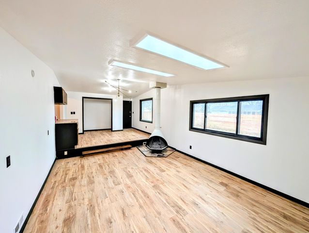 3246 E Berkeley Street, Springfield, MO 65804