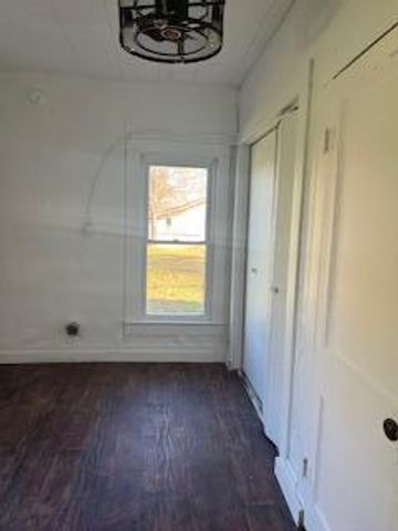 351 6th Street, Summersville, MO 65571