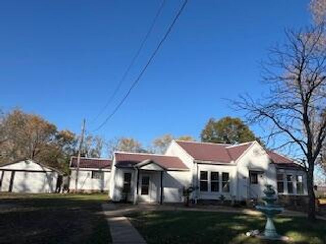 351 6th Street, Summersville, MO 65571