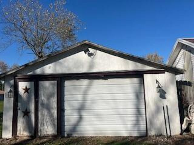 351 6th Street, Summersville, MO 65571