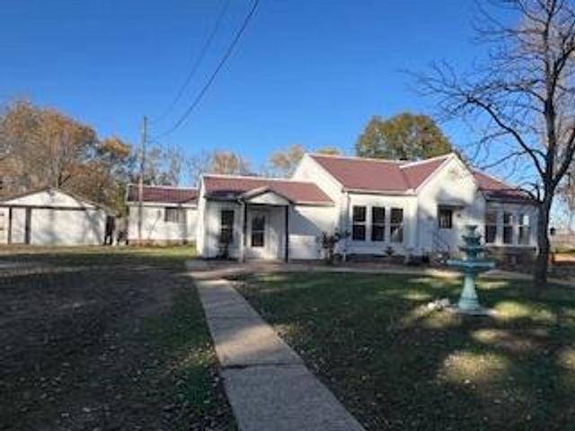 351 6th Street, Summersville, MO 65571