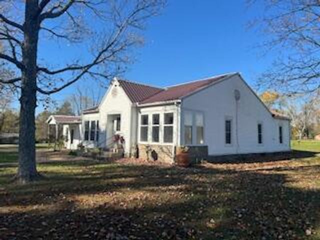 351 6th Street, Summersville, MO 65571