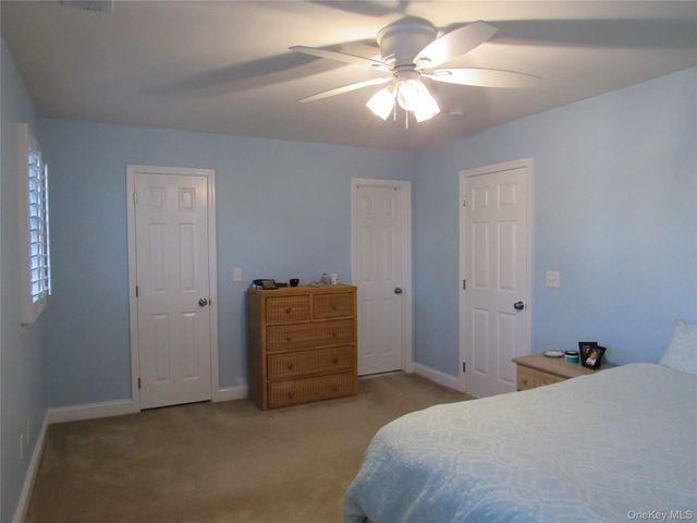 50 Strawberry Commons, Riverhead, NY 11901