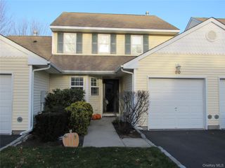 50 Strawberry Commons, Riverhead, NY 11901