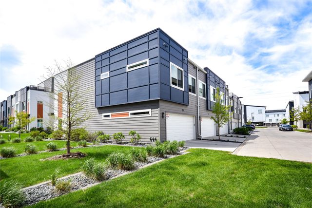 413 SW 12th Street, Des Moines, IA 50309