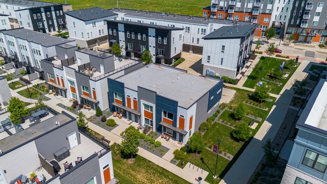 413 SW 12th Street, Des Moines, IA 50309