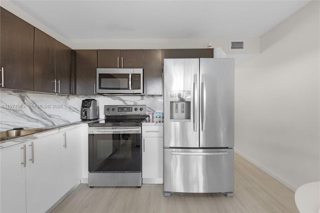 11180 NW 35th St 11180, Sunrise, FL 33351