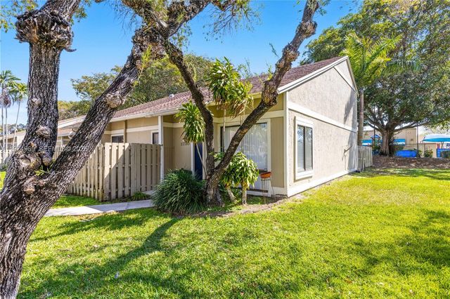 11180 NW 35th St 11180, Sunrise, FL 33351