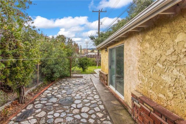 35194 Velardo, Yucaipa, CA 92399