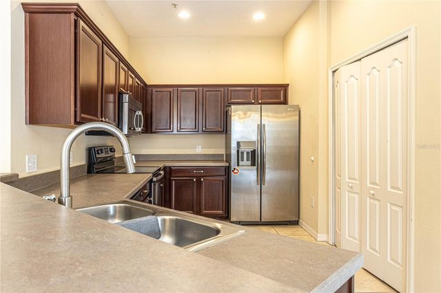 6438 S GOLDENROD ROAD 19A, Orlando, FL 32822