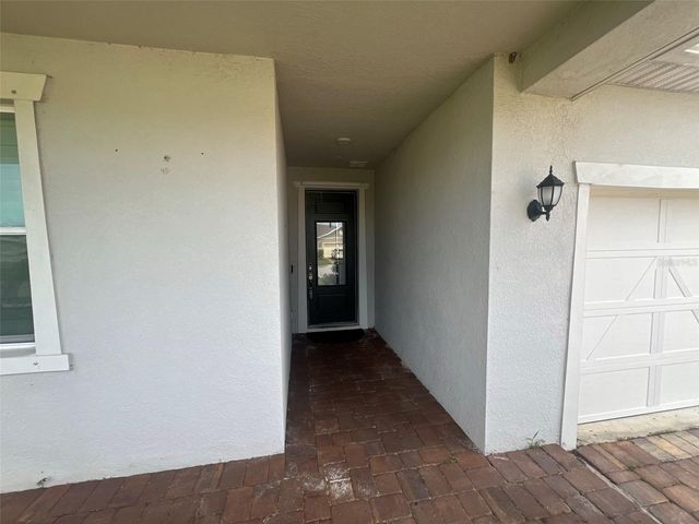 3504 74TH AVENUE CIRCLE E, Sarasota, FL 34243