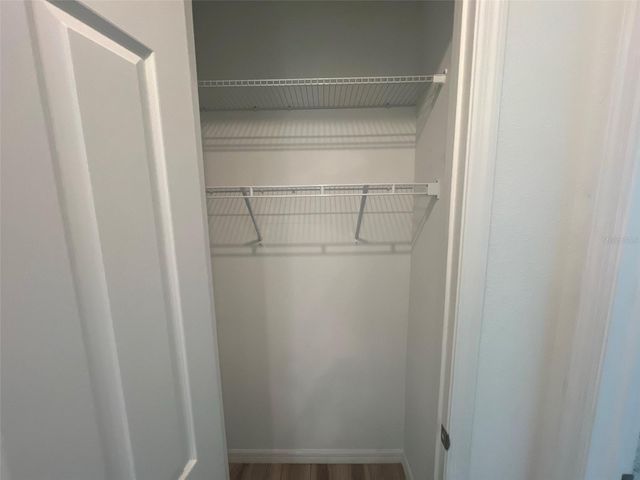 3504 74TH AVENUE CIRCLE E, Sarasota, FL 34243