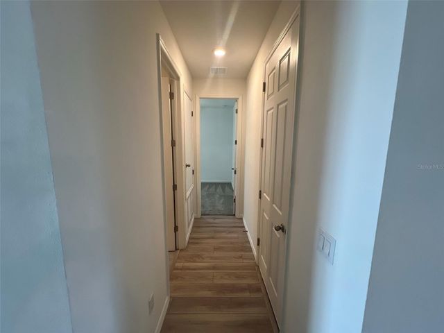 3504 74TH AVENUE CIRCLE E, Sarasota, FL 34243