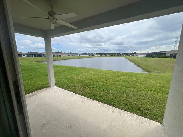3504 74TH AVENUE CIRCLE E, Sarasota, FL 34243
