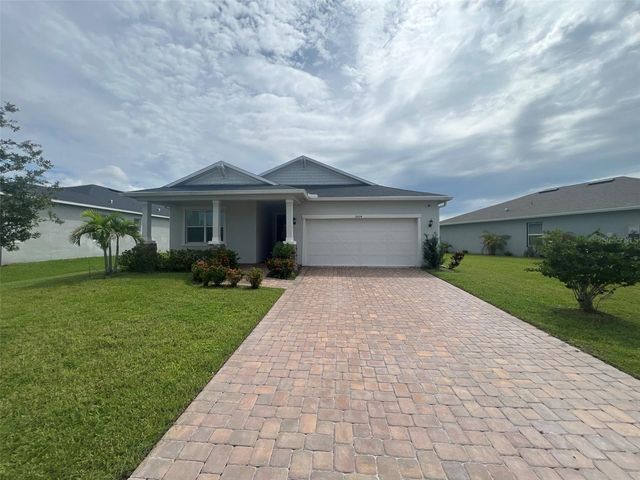 3504 74TH AVENUE CIRCLE E, Sarasota, FL 34243