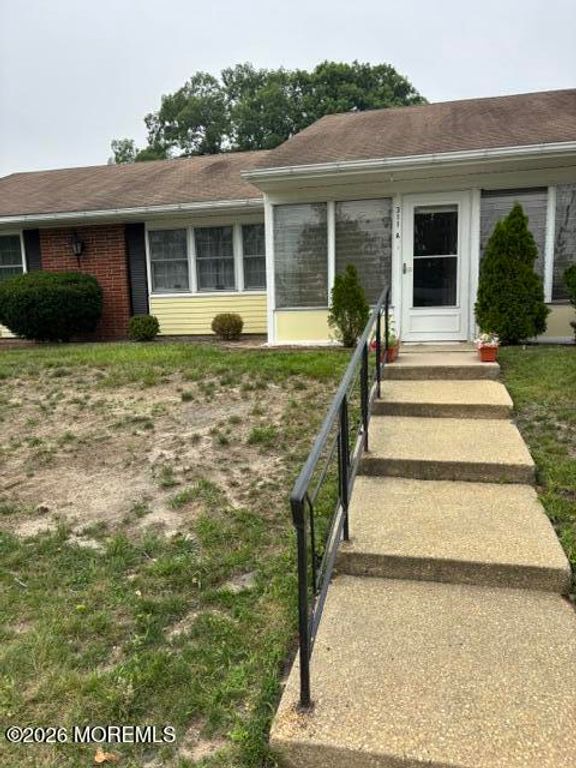 311A Dorchester Drive, Lakewood, NJ 08701