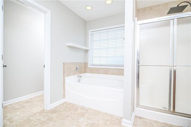 3921 Quarry Hollow Drive, Fayetteville, NC 28306