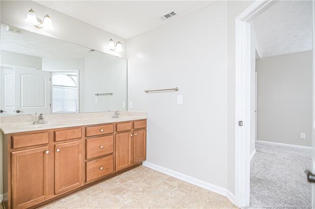 3921 Quarry Hollow Drive, Fayetteville, NC 28306