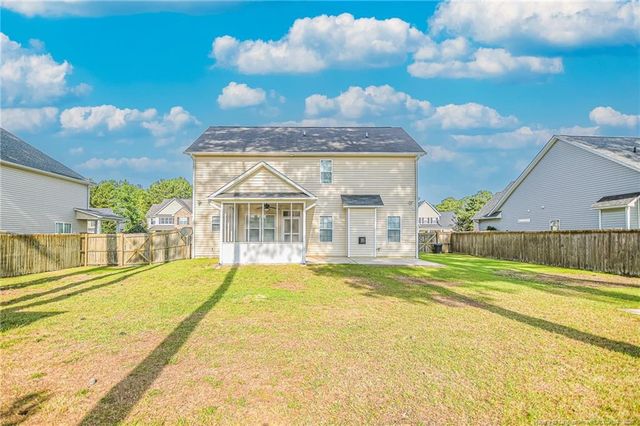 3921 Quarry Hollow Drive, Fayetteville, NC 28306