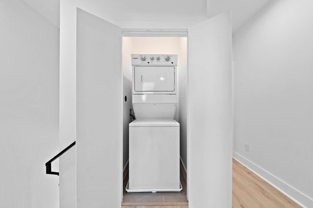 1406 Valentine A, Houston, TX 77019
