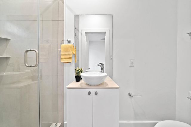 1406 Valentine A, Houston, TX 77019