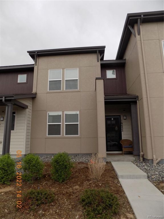 16052 E Warner Place, Denver, CO 80239