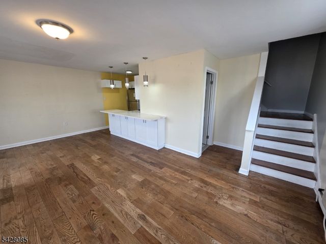 583 Main St 9, Paterson City, NJ 07503