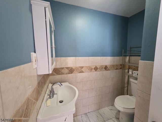 583 Main St 9, Paterson City, NJ 07503