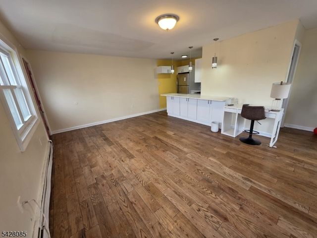 583 Main St 9, Paterson City, NJ 07503