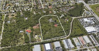 3720 Gail BLVD, Naples, FL 34104