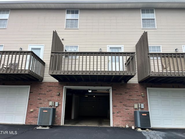 22 Pepper Ridge Court 22, Johnson City, TN 37615