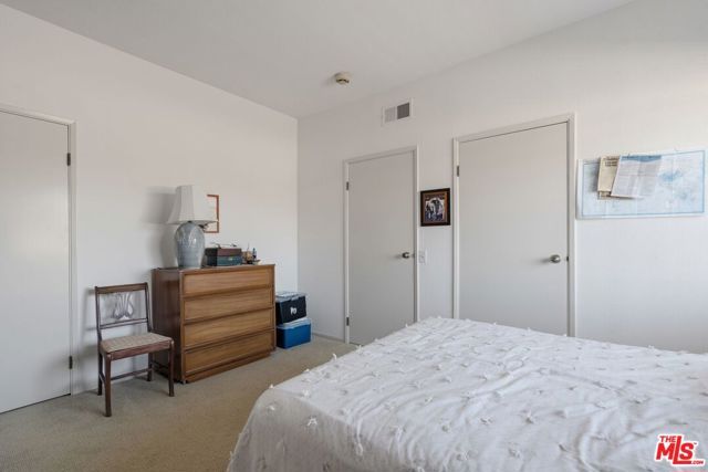 10866 Rose Avenue 203, Los Angeles, CA 90034