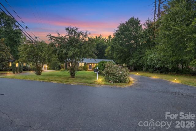 561 Forest Way Drive, Fort Mill, SC 29715