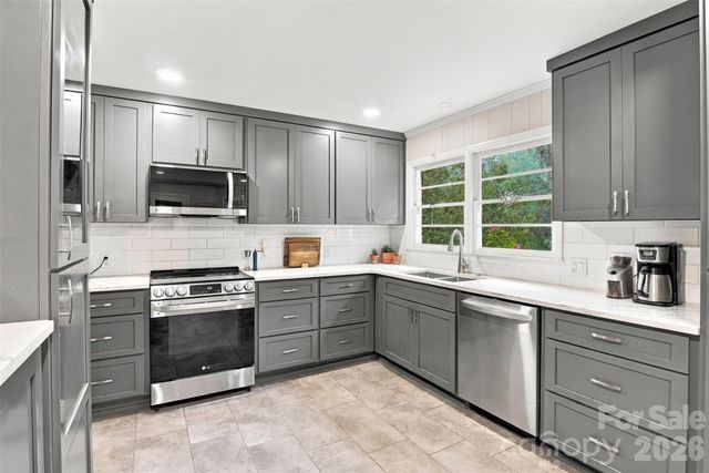 561 Forest Way Drive, Fort Mill, SC 29715