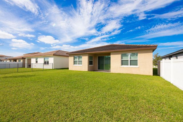 7847 NW Greenbank Circle, Port St. Lucie, Port St Lucie, FL 34987