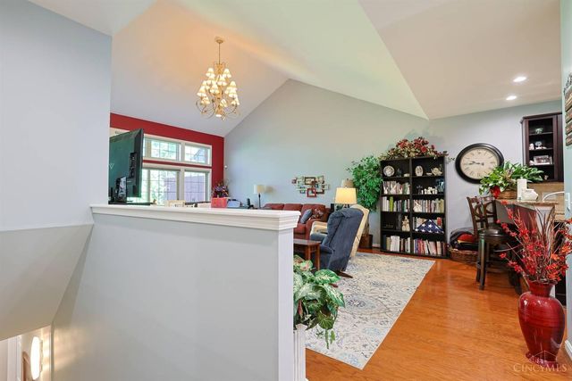1701 Harmon Drive, Wyoming, OH 45215