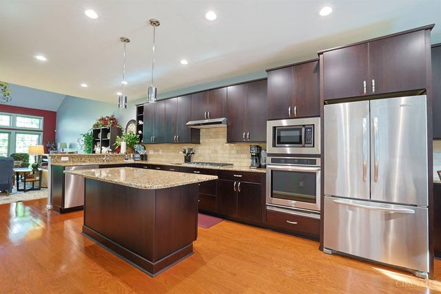 1701 Harmon Drive, Wyoming, OH 45215