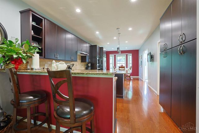 1701 Harmon Drive, Wyoming, OH 45215