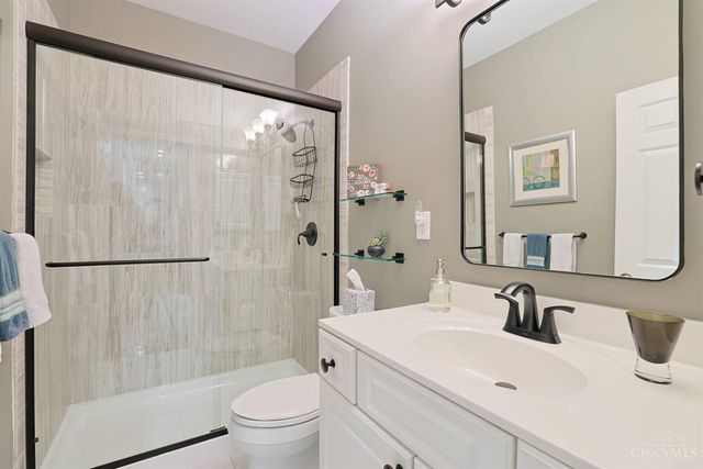 1701 Harmon Drive, Wyoming, OH 45215