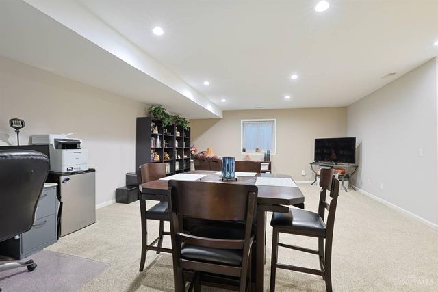 1701 Harmon Drive, Wyoming, OH 45215