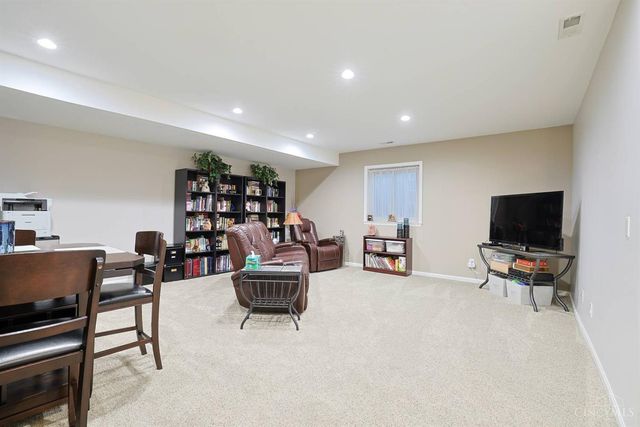 1701 Harmon Drive, Wyoming, OH 45215
