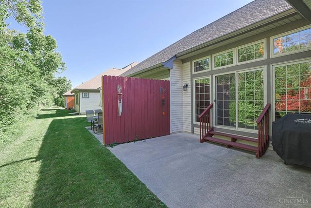 1701 Harmon Drive, Wyoming, OH 45215
