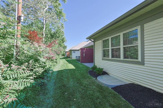 1701 Harmon Drive, Wyoming, OH 45215