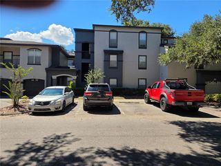 8513 ISLAND BREEZE LANE 202, Temple Terrace, FL 33637