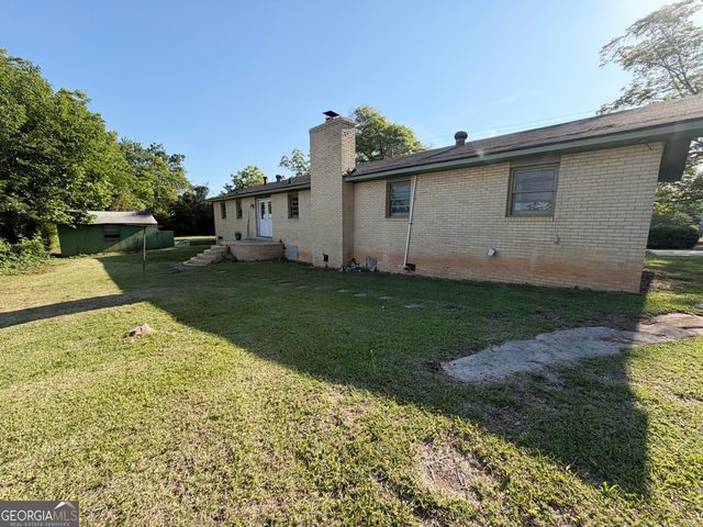 854 N 11th Avenue, Lanett, AL 36863