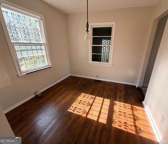854 N 11th Avenue, Lanett, AL 36863