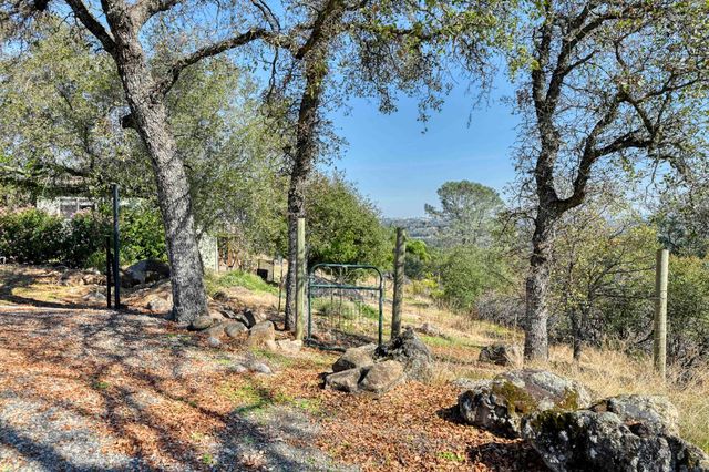 4357 Leisa Ln, Penryn, CA 95663