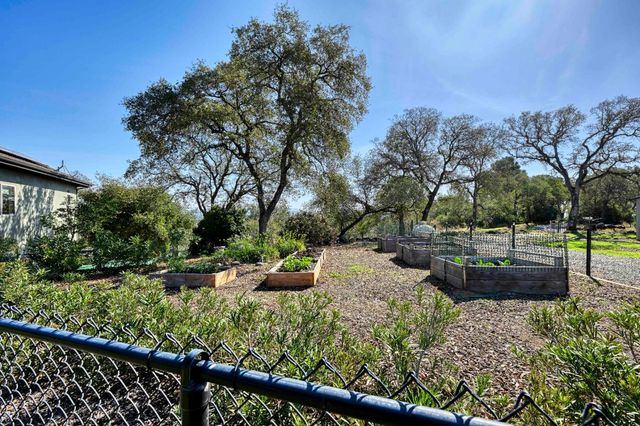 4357 Leisa Ln, Penryn, CA 95663